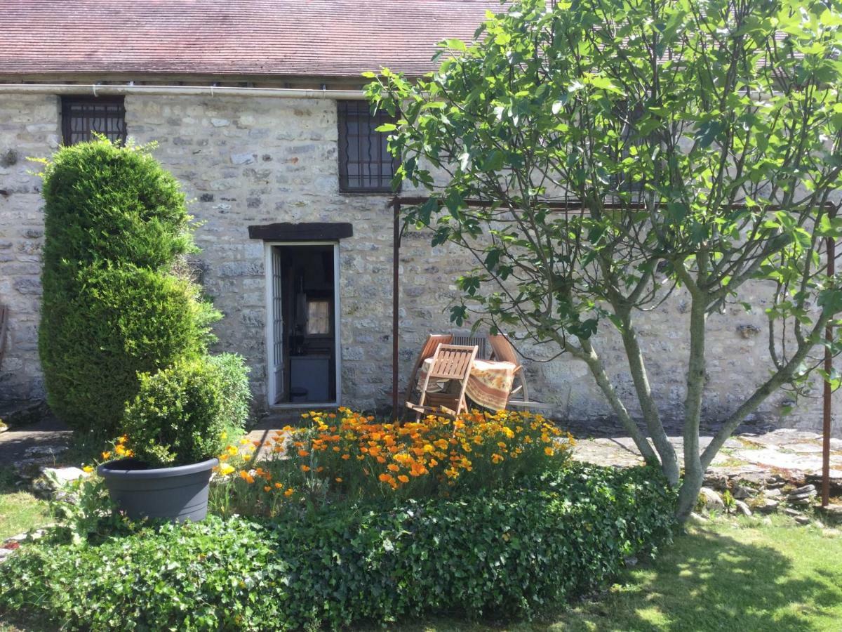 Les Gites Perard Caylus 외부 사진